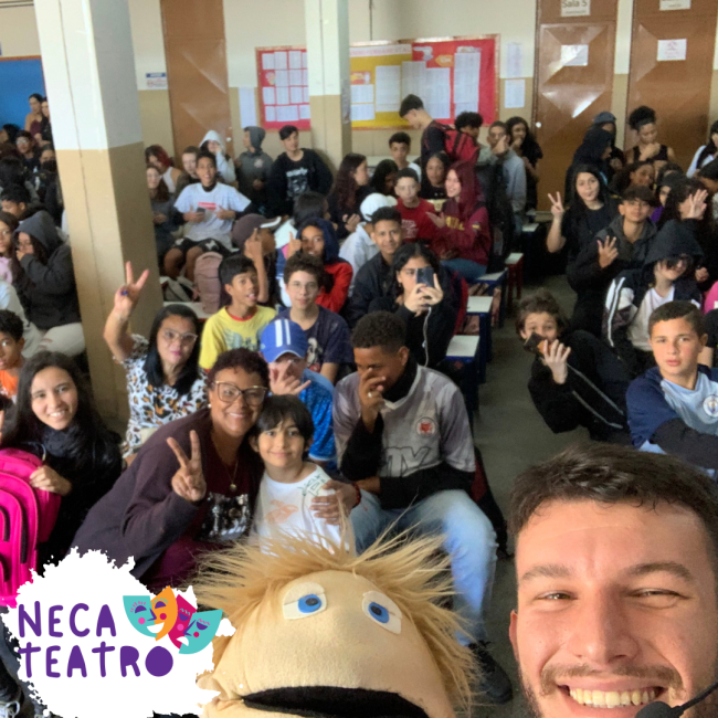 Teatro na escolas